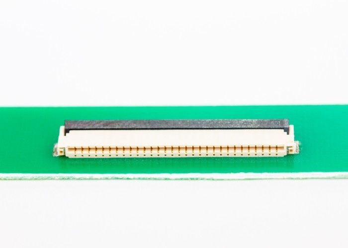 1.0MM الملعب البلاستيك FFC FPC موصل ارتفاع 2.0MM جهين الاتصال